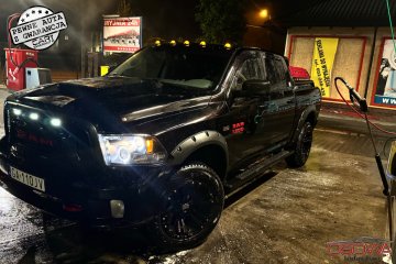 5.7hemi +gaz 4x4 mocno doinwestowany mega zadbany full opcja zamiana