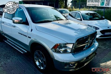 5.7 HEMI laramie doinwestowany brak wkładu bogata wersja gwarancja