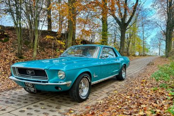 Coupé 302cid  to 5.0v8 ładny stan pełna dokumentacja  książki faktury